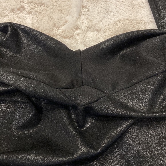 SPANX Assets Red Hot Label Black Sheen Structured Shine Leggings M - Picture 14 of 14